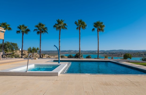 Resale - Villa Detached - Torremendo