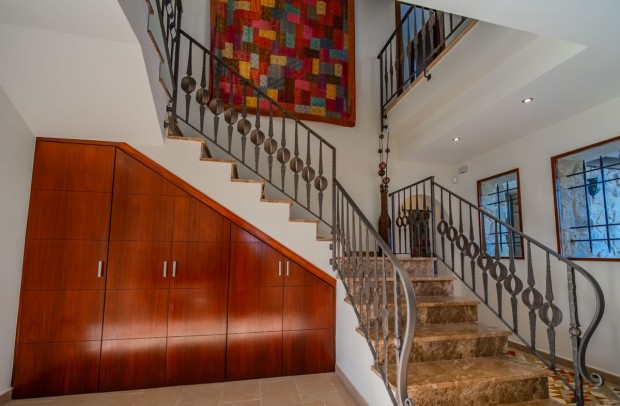 Resale - Villa Detached - Torremendo