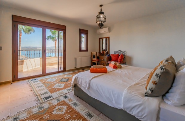 Resale - Villa Detached - Torremendo