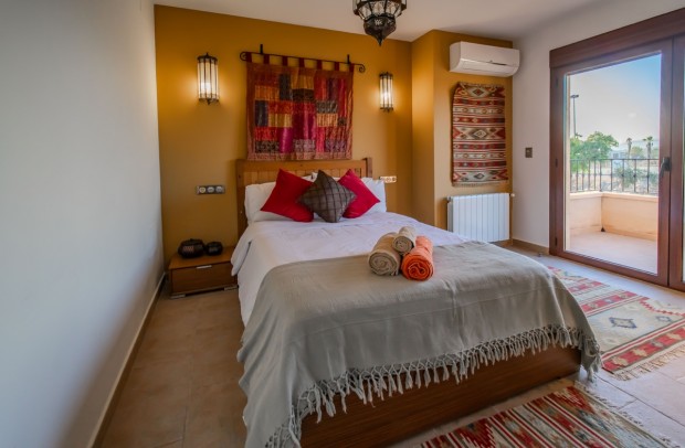 Resale - Villa Detached - Torremendo