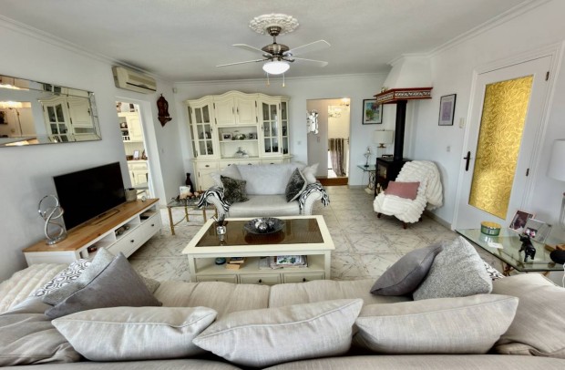 Revente - Villa Detached - Ciudad Quesada