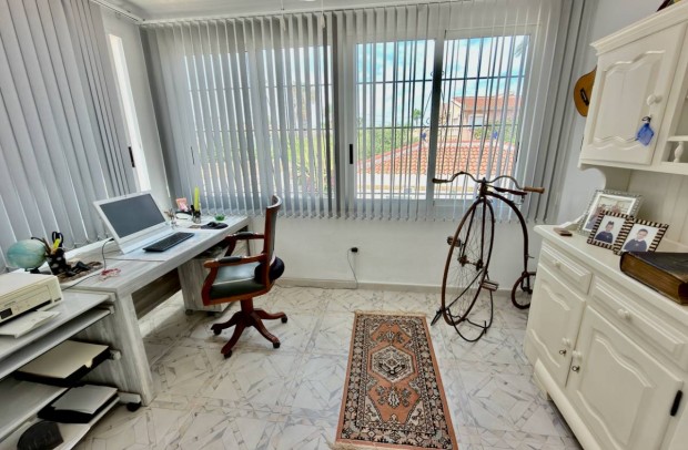 Revente - Villa Detached - Ciudad Quesada