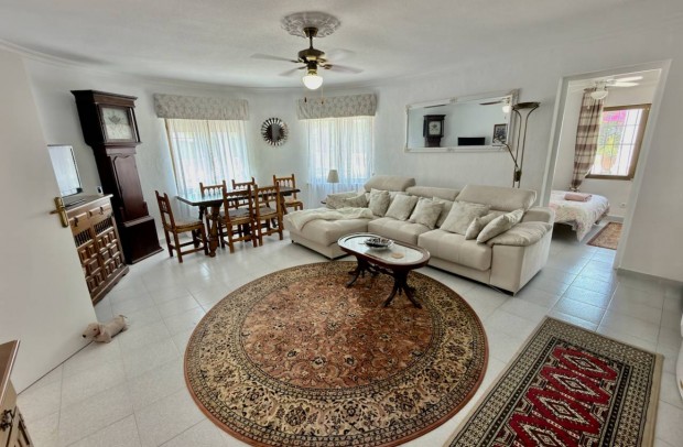 Revente - Villa Detached - Ciudad Quesada