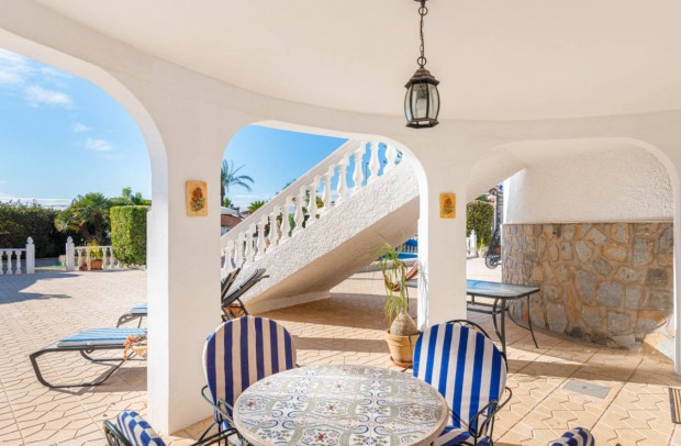 Revente - Villa Detached - Ciudad Quesada