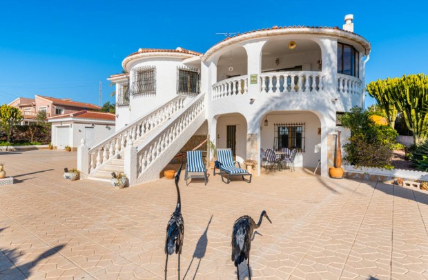 Revente - Villa Detached - Ciudad Quesada