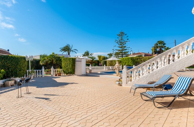 Revente - Villa Detached - Ciudad Quesada