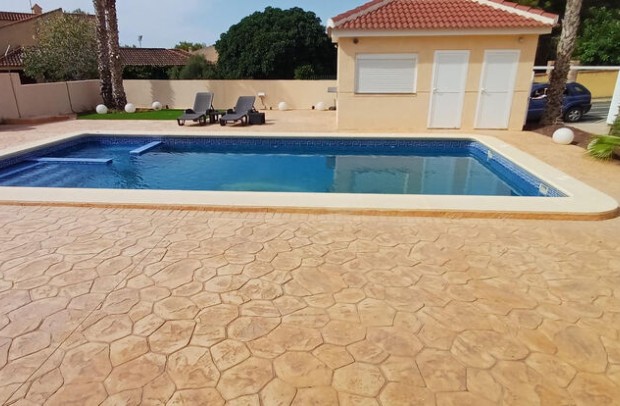 Resale - Villa Detached - Algorfa