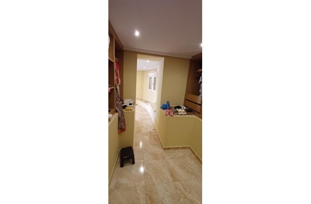 Resale - Villa Detached - Algorfa