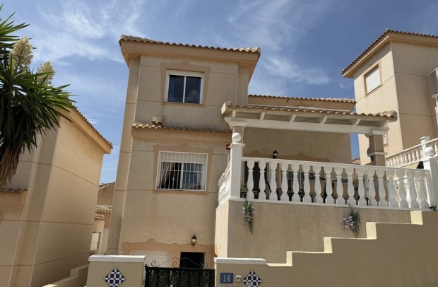 Reventa - Villa Detached - Ciudad Quesada