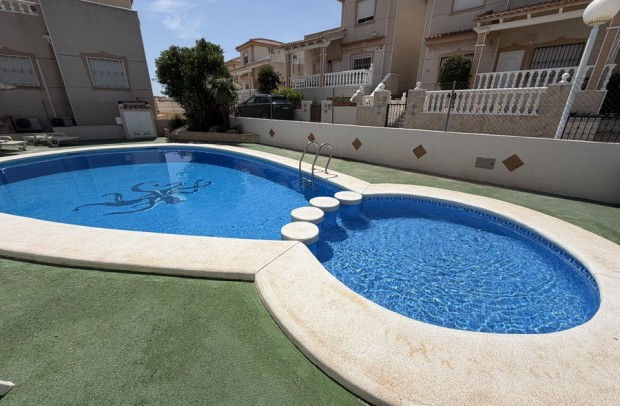Reventa - Villa Detached - Ciudad Quesada