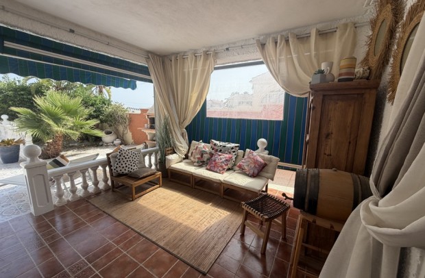 Revente - Villa Detached - Ciudad Quesada