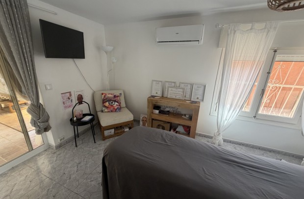 Revente - Villa Detached - Ciudad Quesada