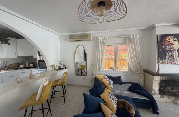 Revente - Villa Detached - Ciudad Quesada
