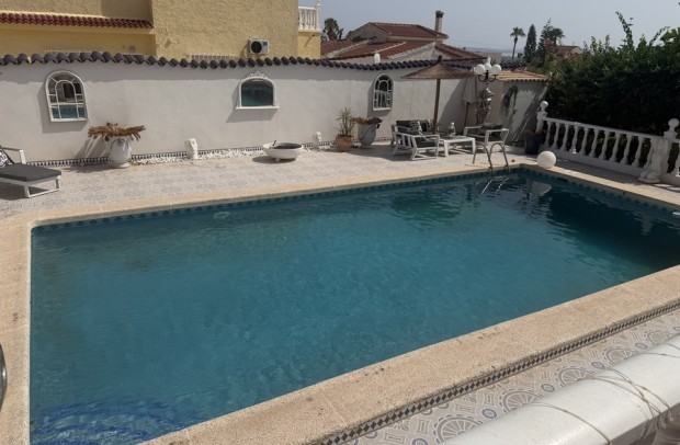 Revente - Villa Detached - Ciudad Quesada