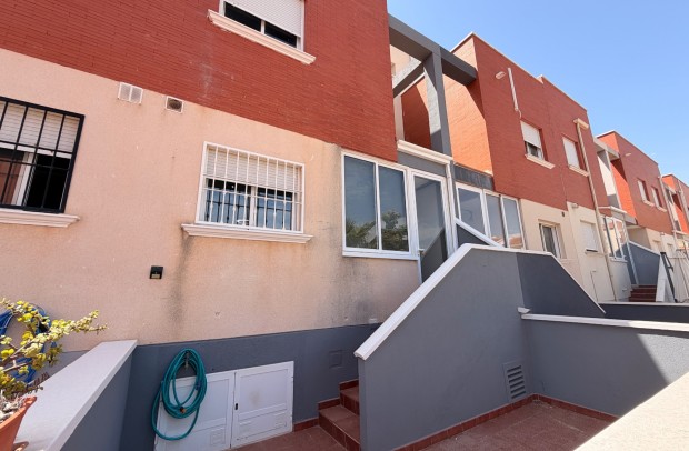 Resale - Townhouse - Ciudad Quesada - Doña pepa