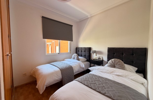 Resale - Townhouse - Ciudad Quesada - Doña pepa