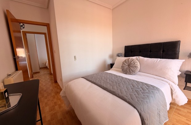 Resale - Townhouse - Ciudad Quesada - Doña pepa