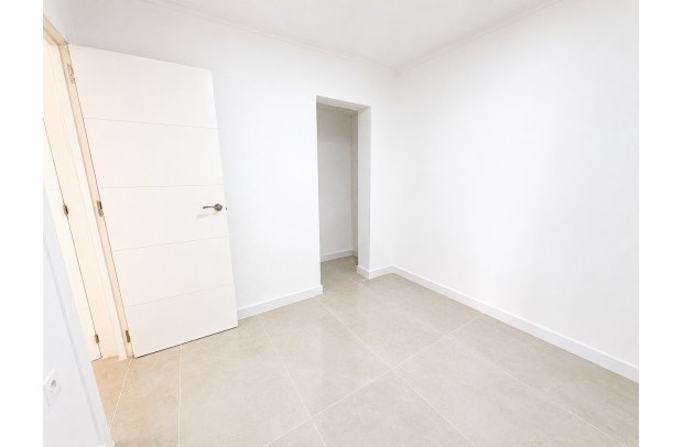 Resale - Ground Floor Bungalow - Torrevieja - La Siesta - El Salado - Torreta