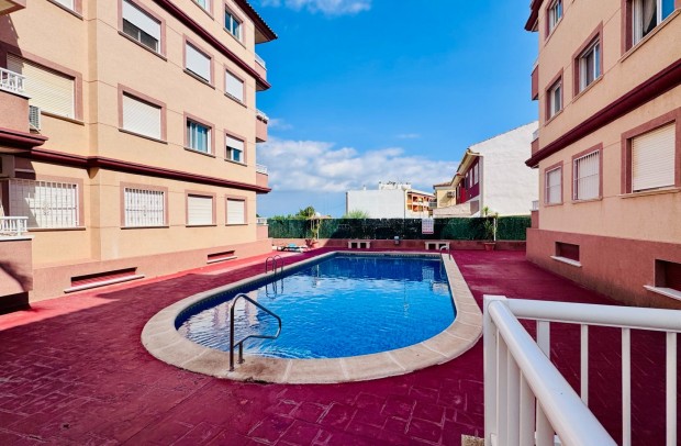 Resale - Apartment - Algorfa