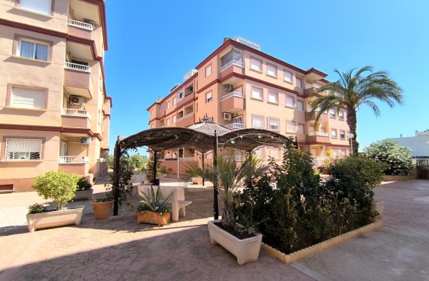 Resale - Apartment - Algorfa
