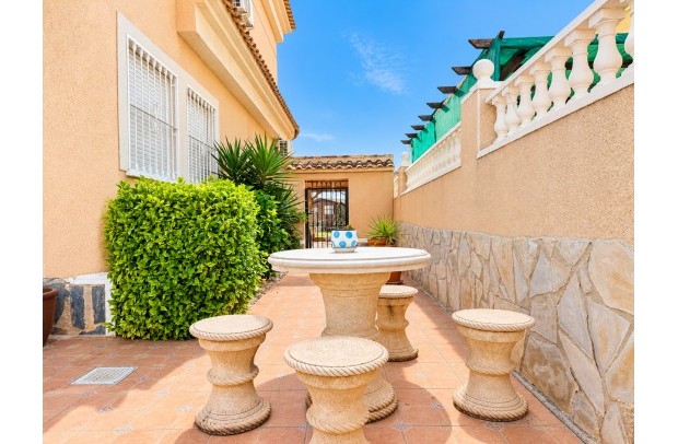 Resale - Villa Detached - San Fulgencio - urb.la marina