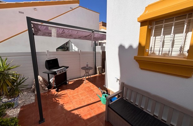 Reventa - Villa Detached - El Campo