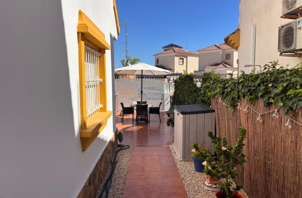 Reventa - Villa Detached - El Campo