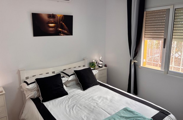 Reventa - Villa Detached - El Campo