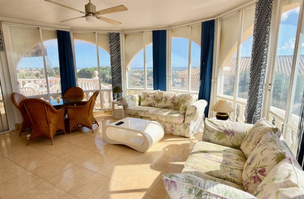 Revente - Villa Detached - Ciudad Quesada