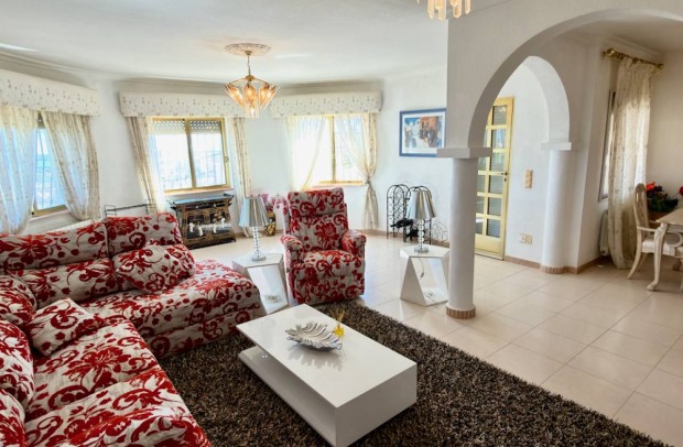 Revente - Villa Detached - Ciudad Quesada