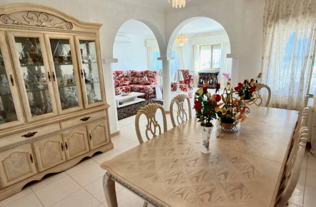 Revente - Villa Detached - Ciudad Quesada