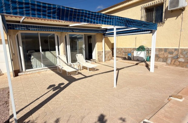 Revente - Villa Detached - Ciudad Quesada