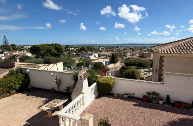 Revente - Villa Detached - Ciudad Quesada
