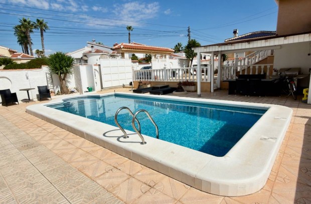 Revente - Villa Detached - Ciudad Quesada