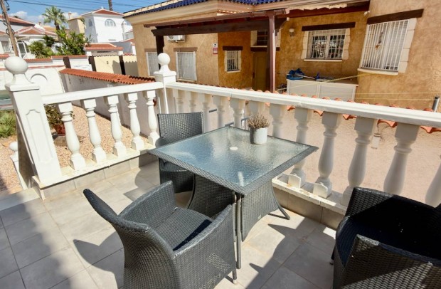 Revente - Villa Detached - Ciudad Quesada