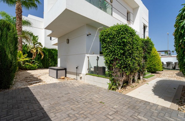 Resale - Villa Detached - Ciudad Quesada