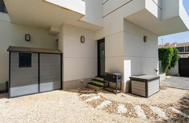 Resale - Villa Detached - Ciudad Quesada