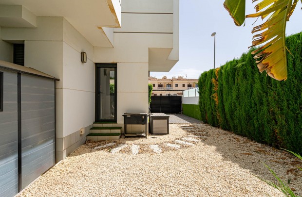 Resale - Villa Detached - Ciudad Quesada
