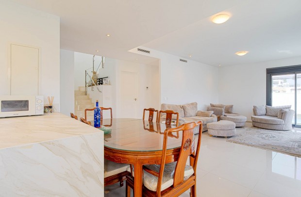 Resale - Villa Detached - Ciudad Quesada