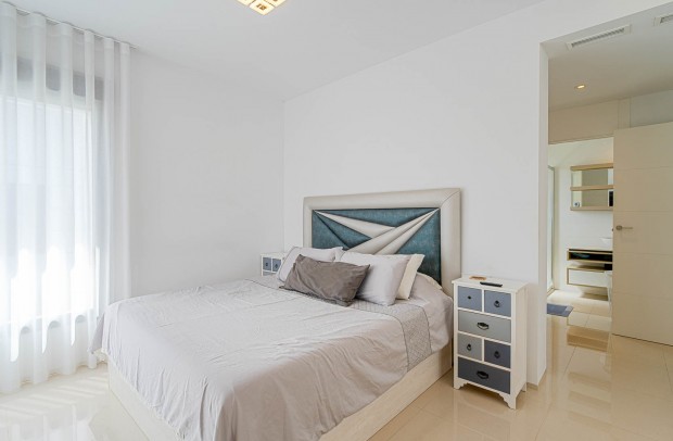 Resale - Villa Detached - Ciudad Quesada