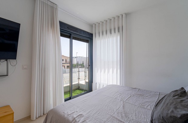 Resale - Villa Detached - Ciudad Quesada