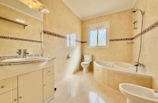 Revente - Townhouse - Ciudad Quesada - Doña Pepa
