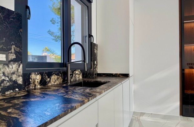 Resale - Villa Detached - Ciudad Quesada