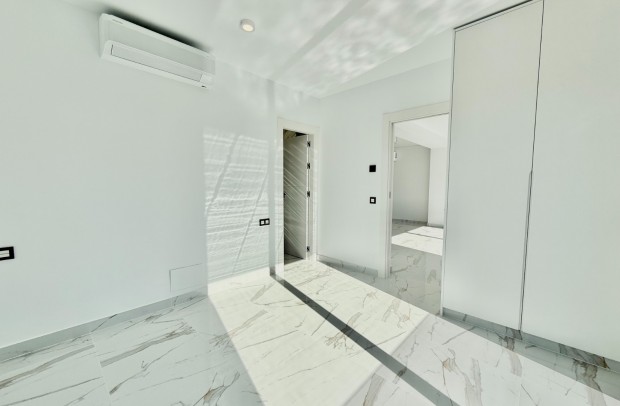 Resale - Villa Detached - Ciudad Quesada