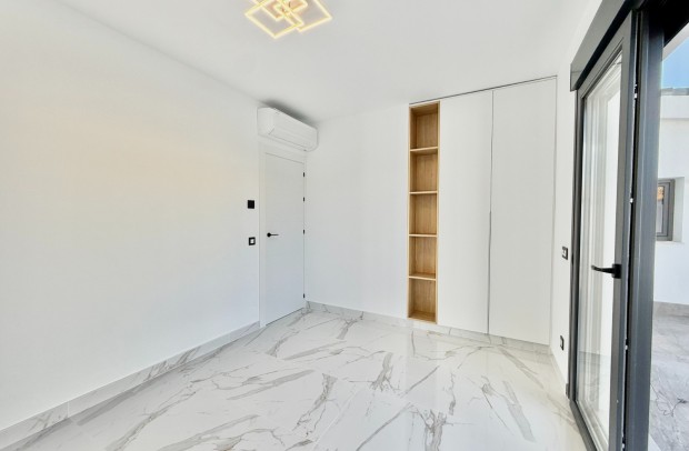 Resale - Villa Detached - Ciudad Quesada