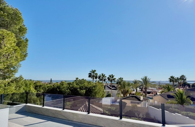 Resale - Villa Detached - Ciudad Quesada