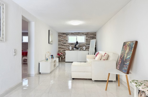 Revente - Villa Detached - Ciudad Quesada - Centro de la Ciudad Quesada