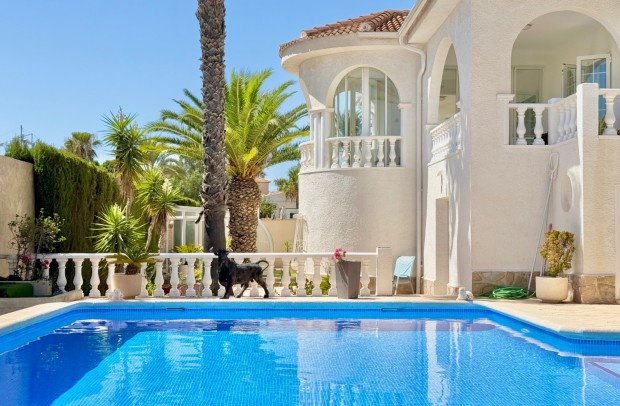 Revente - Villa Detached - Ciudad Quesada - Centro de la Ciudad Quesada
