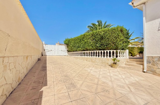 Revente - Villa Detached - Ciudad Quesada - Centro de la Ciudad Quesada
