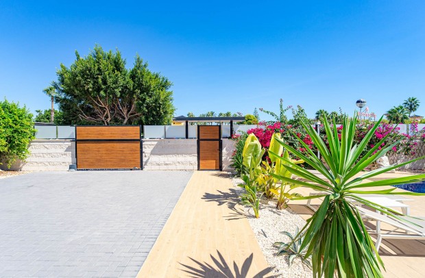 Revente - Villa Detached - Ciudad Quesada - Doña Pepa